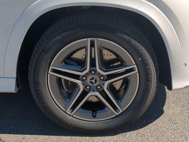 new 2026 Mercedes-Benz GLE 450 car, priced at $77,595