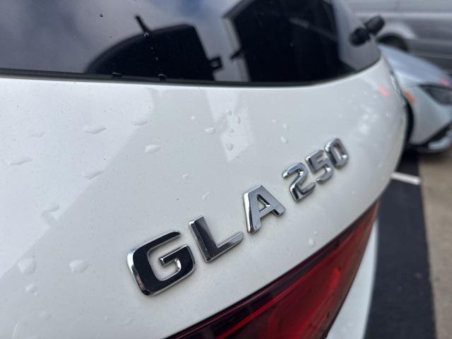 used 2022 Mercedes-Benz GLA 250 car, priced at $28,900