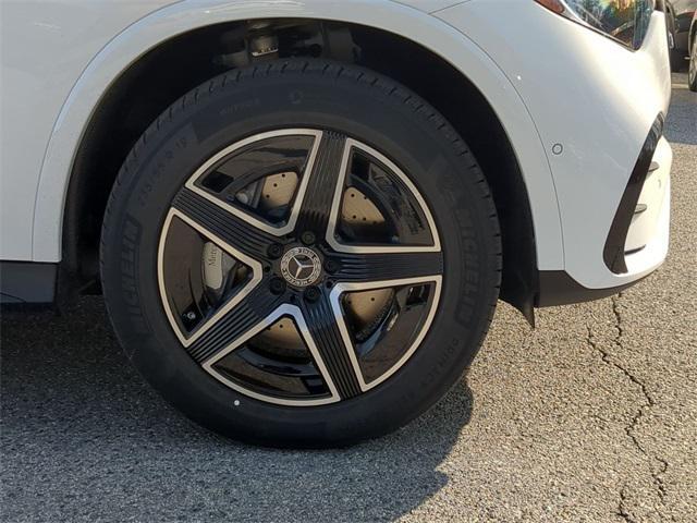 new 2026 Mercedes-Benz GLC 300 car, priced at $65,595