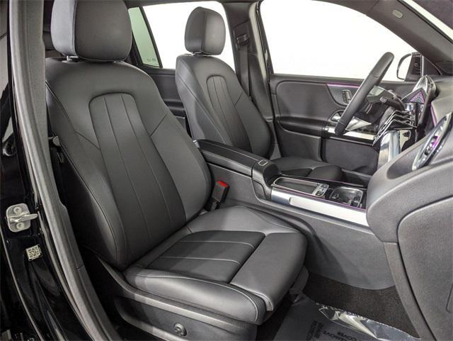 used 2025 Mercedes-Benz GLB 250 car, priced at $43,900