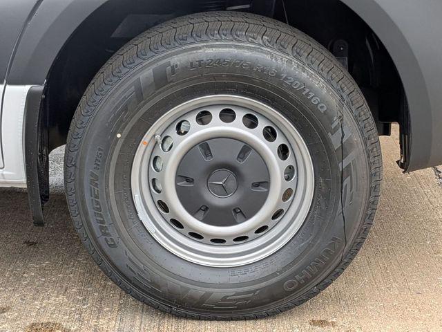 new 2026 Mercedes-Benz Sprinter 2500 car, priced at $71,613