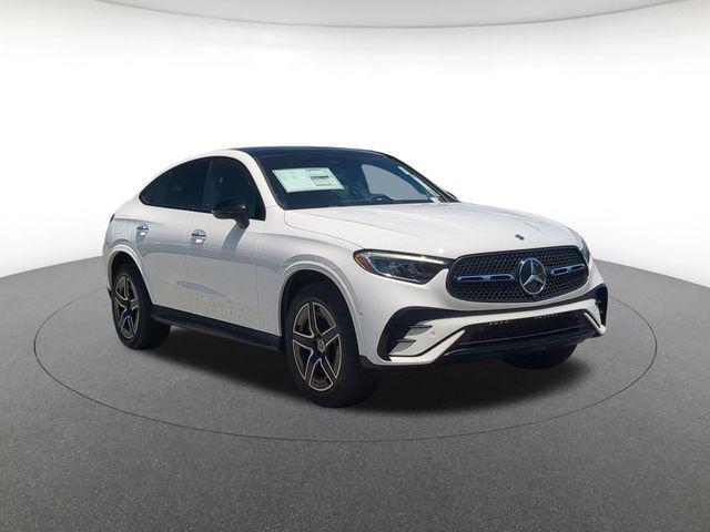new 2026 Mercedes-Benz GLC 300 car, priced at $67,810