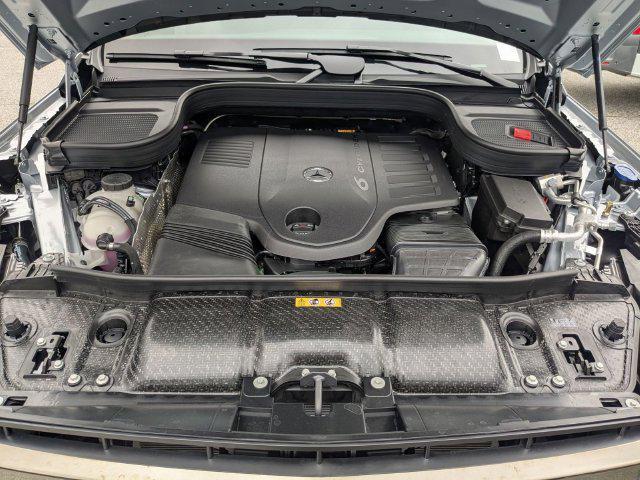 new 2026 Mercedes-Benz GLS 450 car, priced at $98,130