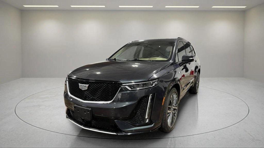 used 2023 Cadillac XT6 car, priced at $44,895