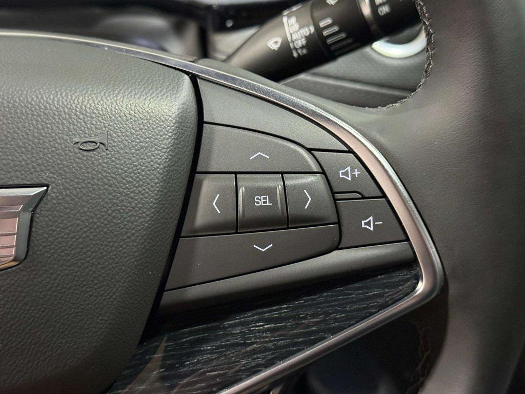 used 2025 Cadillac XT5 car, priced at $47,495