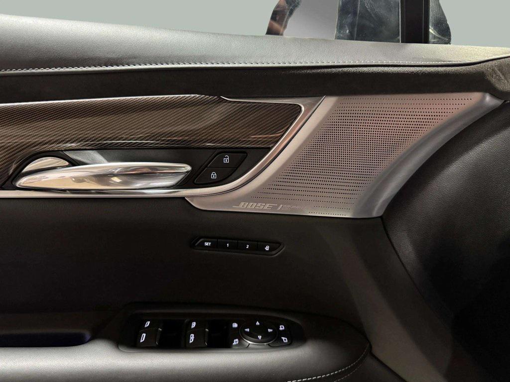 used 2024 Cadillac XT6 car, priced at $49,995