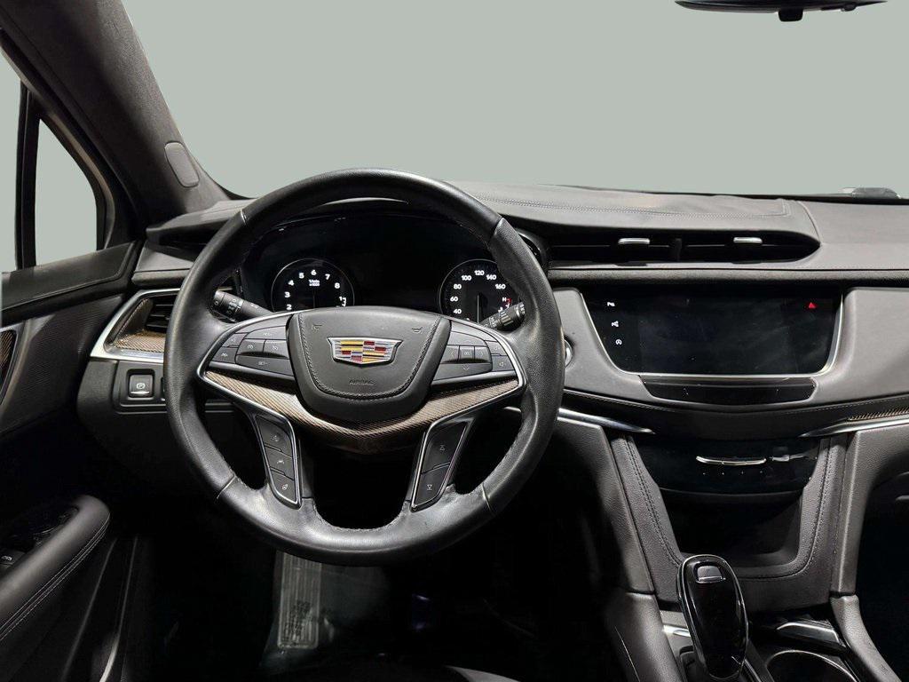 used 2023 Cadillac XT5 car, priced at $43,495