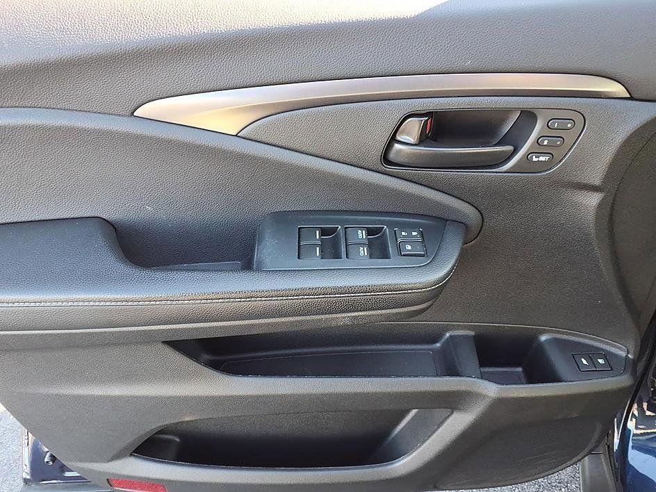 used 2023 Honda Passport car, priced at $22,407
