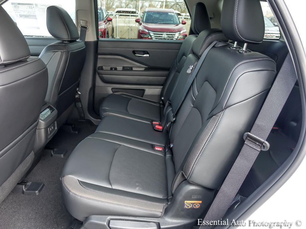 new 2026 Nissan Pathfinder car, priced at $41,401