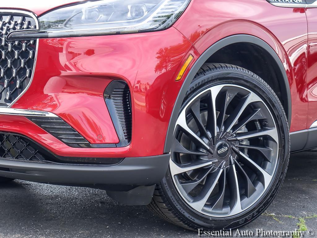 used 2025 Lincoln Aviator car, priced at $63,154