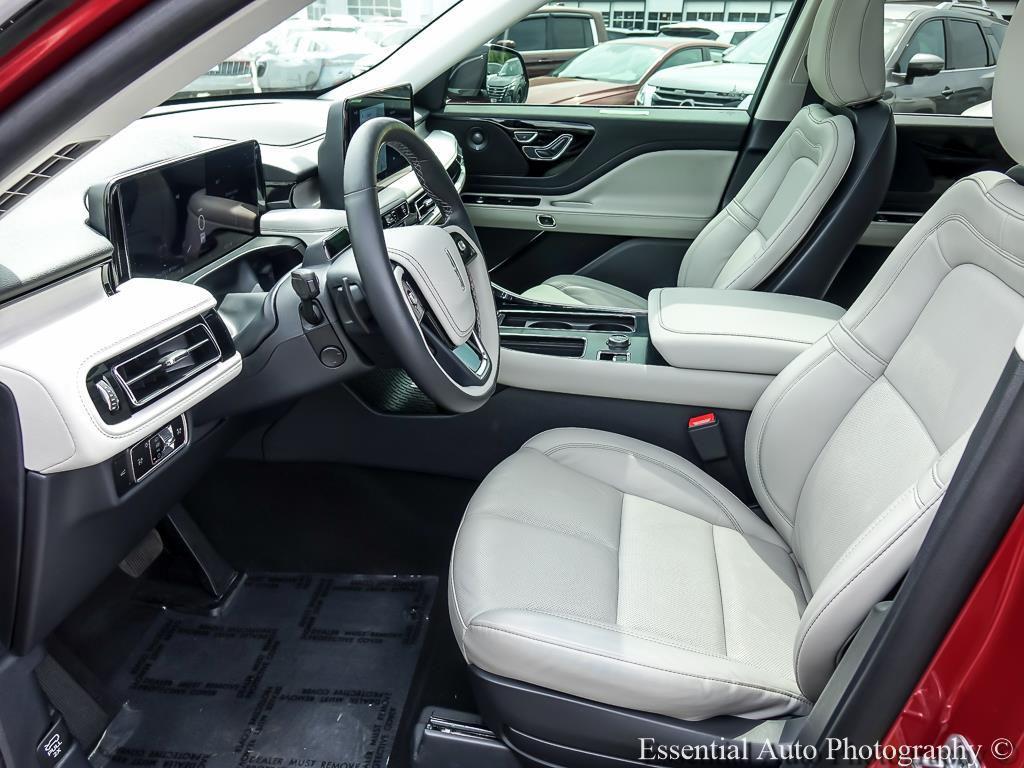 used 2025 Lincoln Aviator car, priced at $63,154