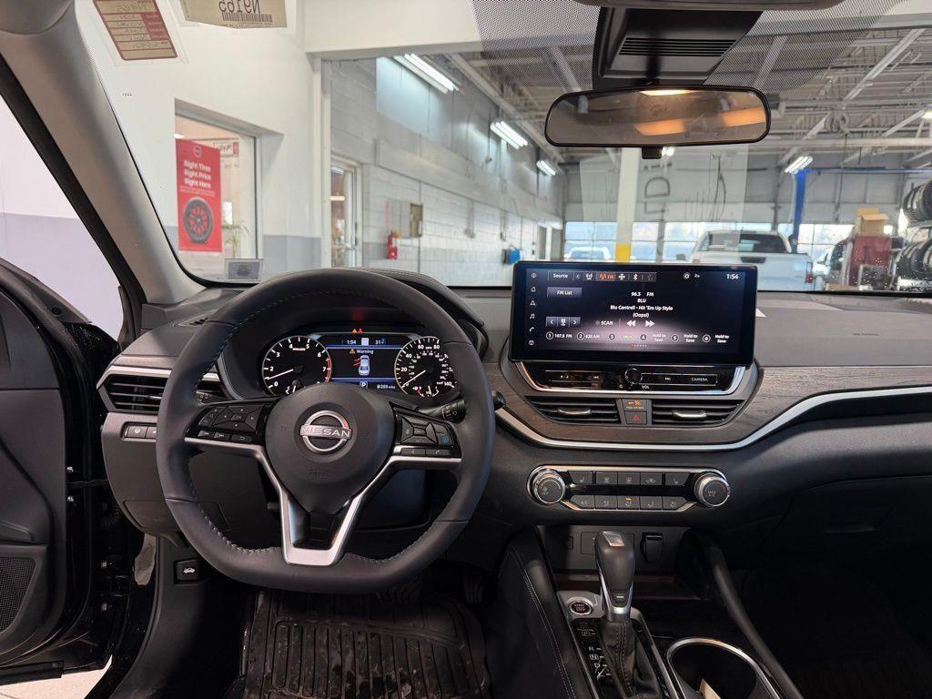 used 2024 Nissan Altima car, priced at $23,995