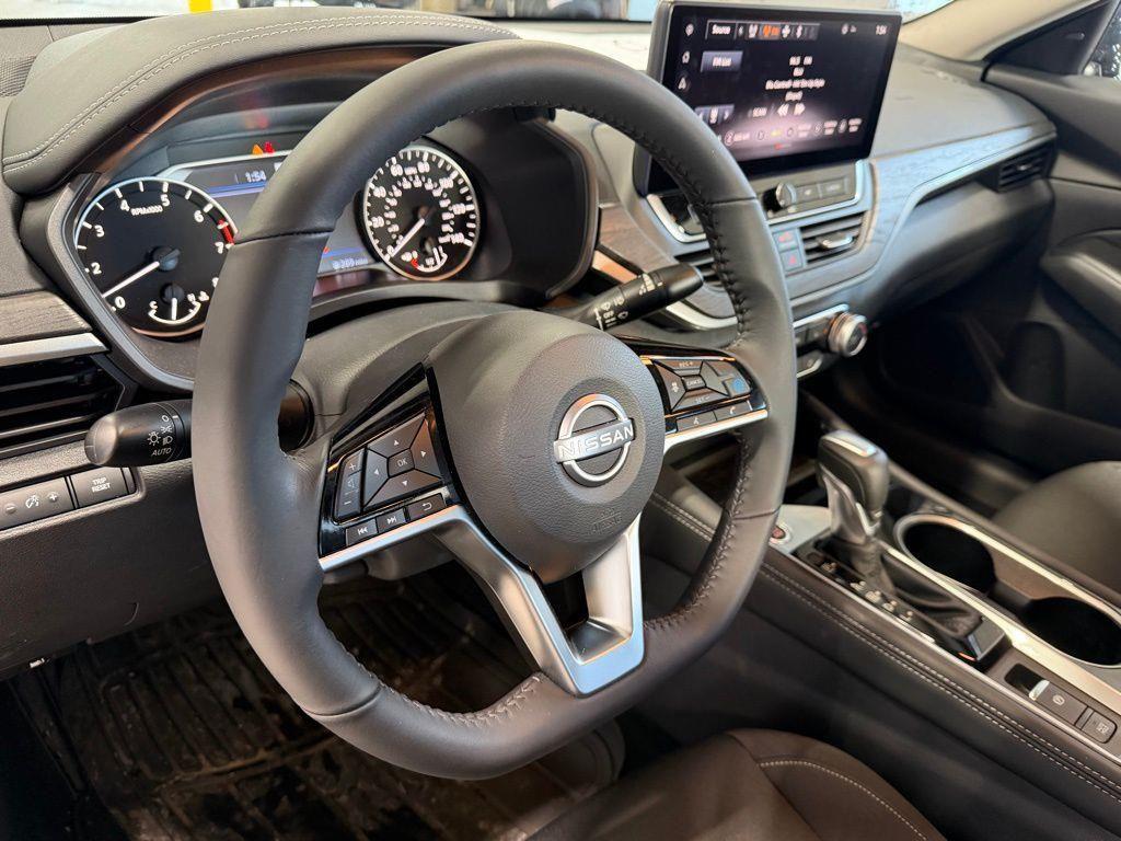 used 2024 Nissan Altima car, priced at $23,995