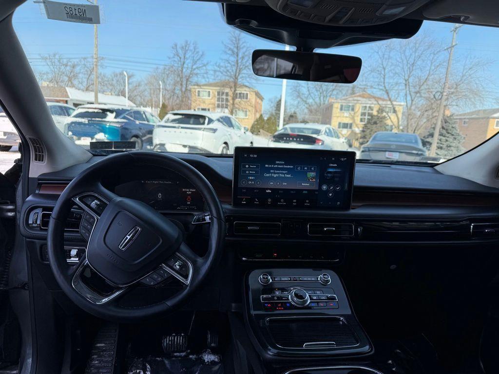 used 2022 Lincoln Nautilus car, priced at $30,999