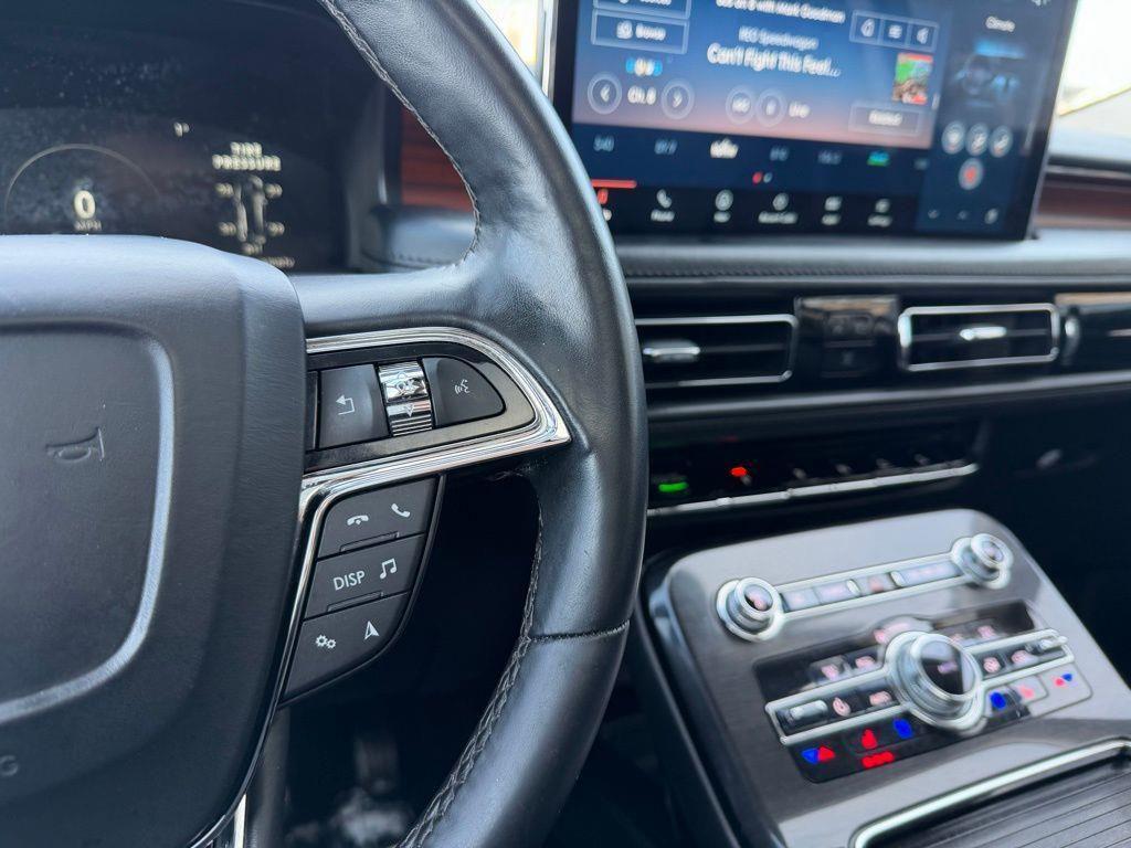 used 2022 Lincoln Nautilus car, priced at $30,999