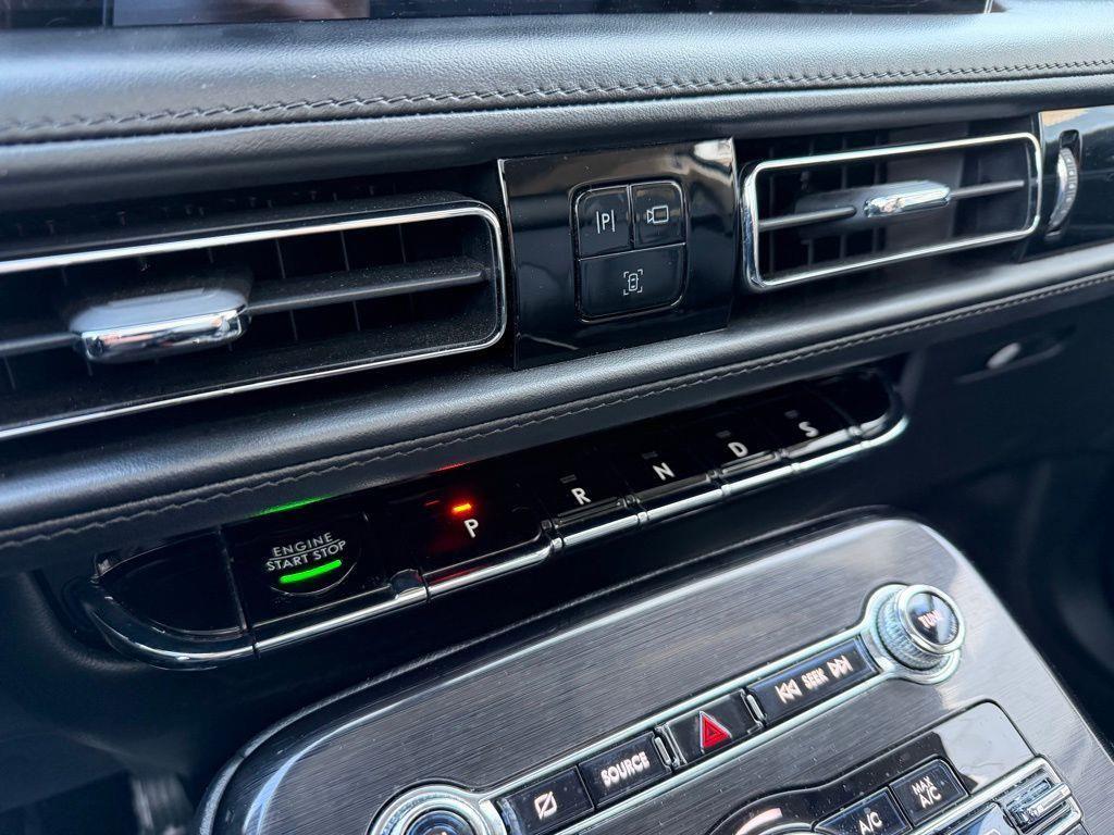 used 2022 Lincoln Nautilus car, priced at $30,999