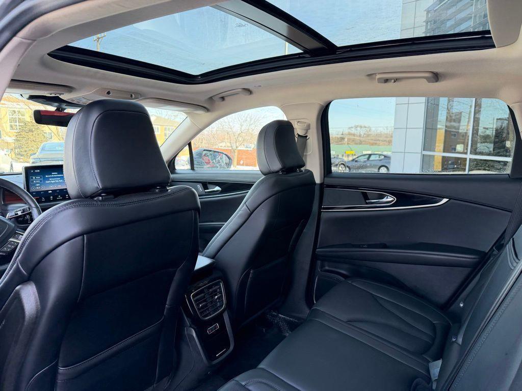 used 2022 Lincoln Nautilus car, priced at $30,999