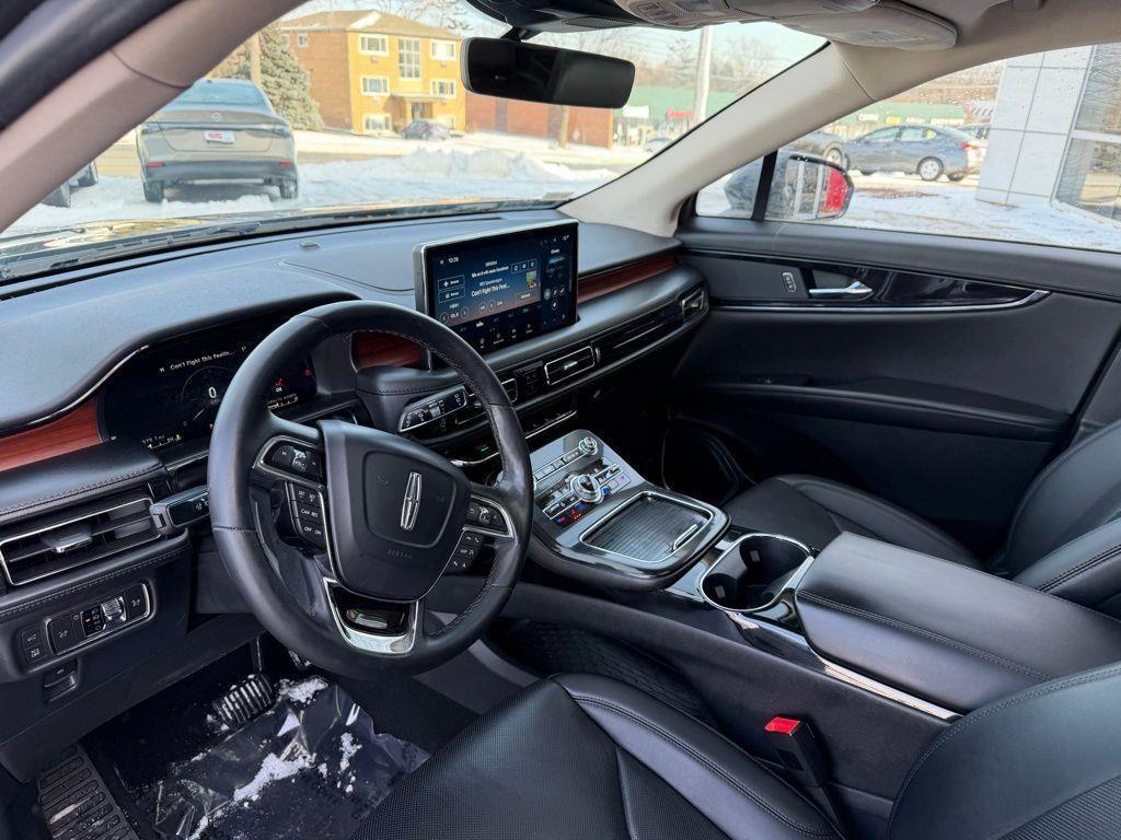 used 2022 Lincoln Nautilus car, priced at $30,999