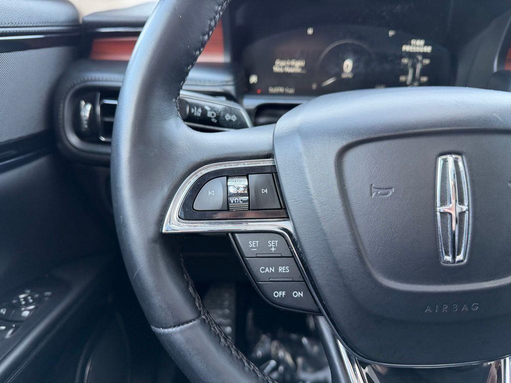 used 2022 Lincoln Nautilus car, priced at $30,999