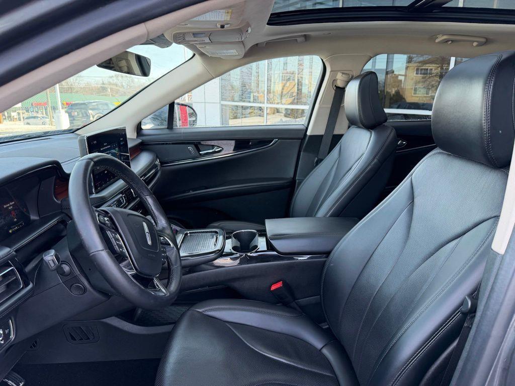 used 2022 Lincoln Nautilus car, priced at $30,999