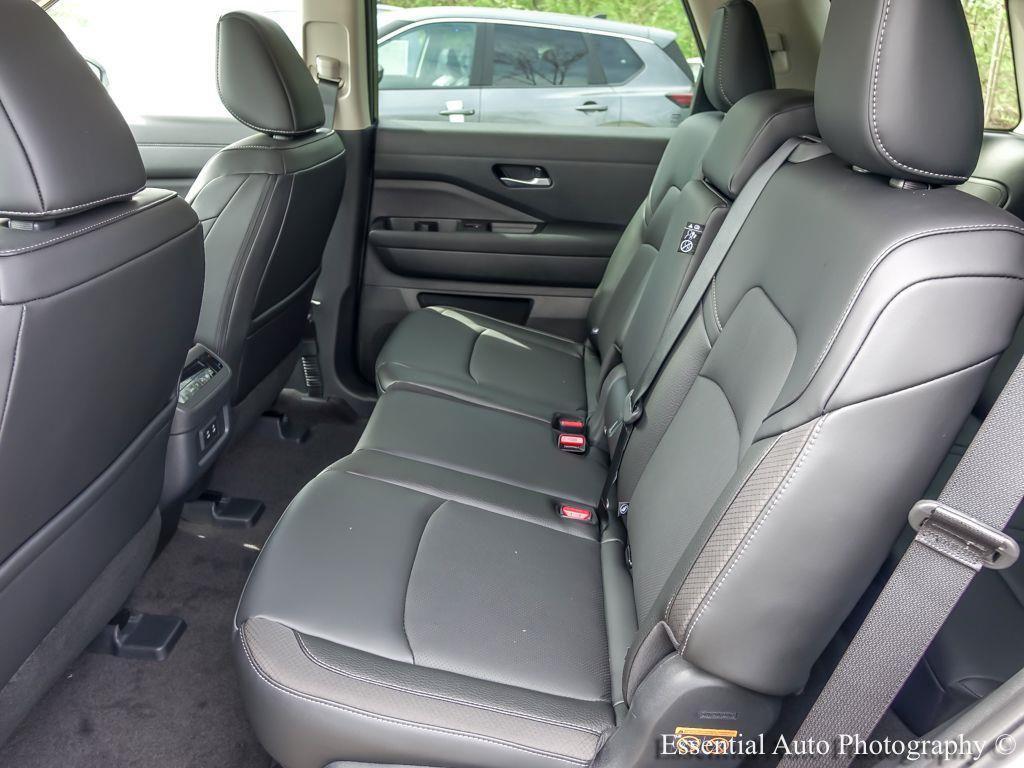 new 2026 Nissan Pathfinder car, priced at $41,071