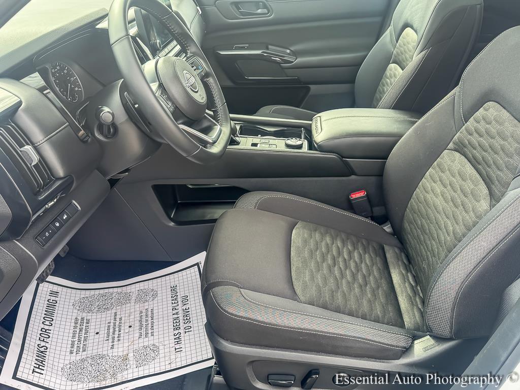 used 2025 Nissan Pathfinder car, priced at $33,900