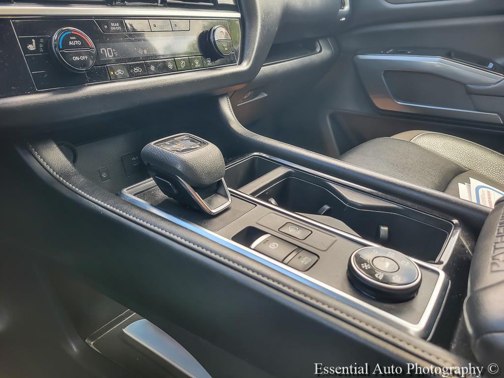 used 2023 Nissan Pathfinder car, priced at $35,962