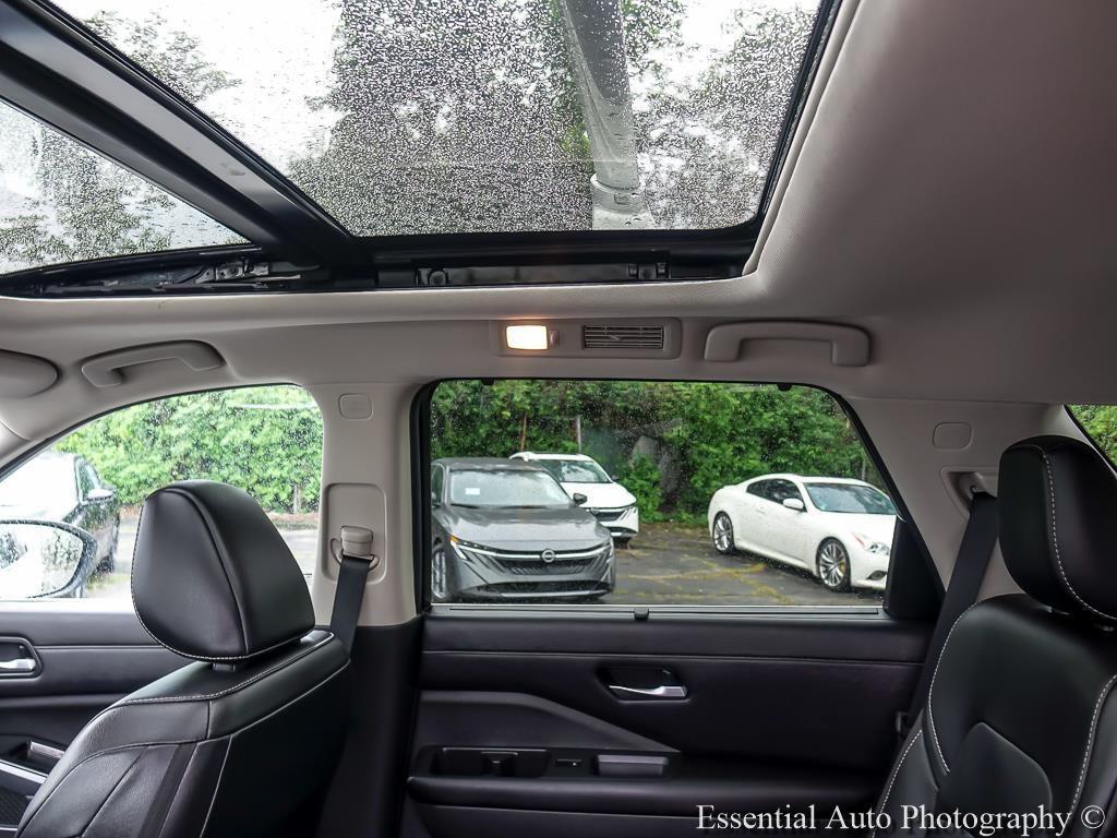 used 2023 Nissan Pathfinder car, priced at $34,829