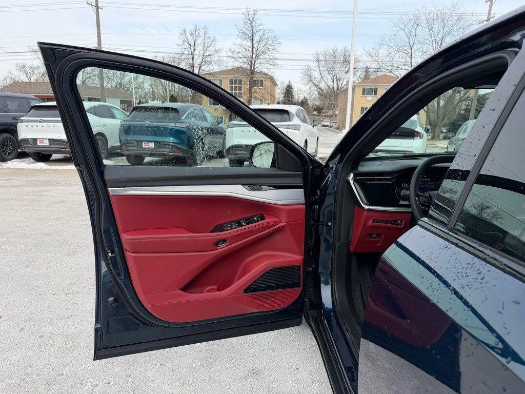 used 2024 Jeep Wagoneer S car, priced at $34,400