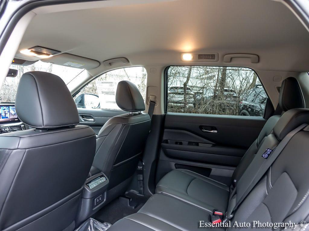 new 2026 Nissan Pathfinder car, priced at $40,915