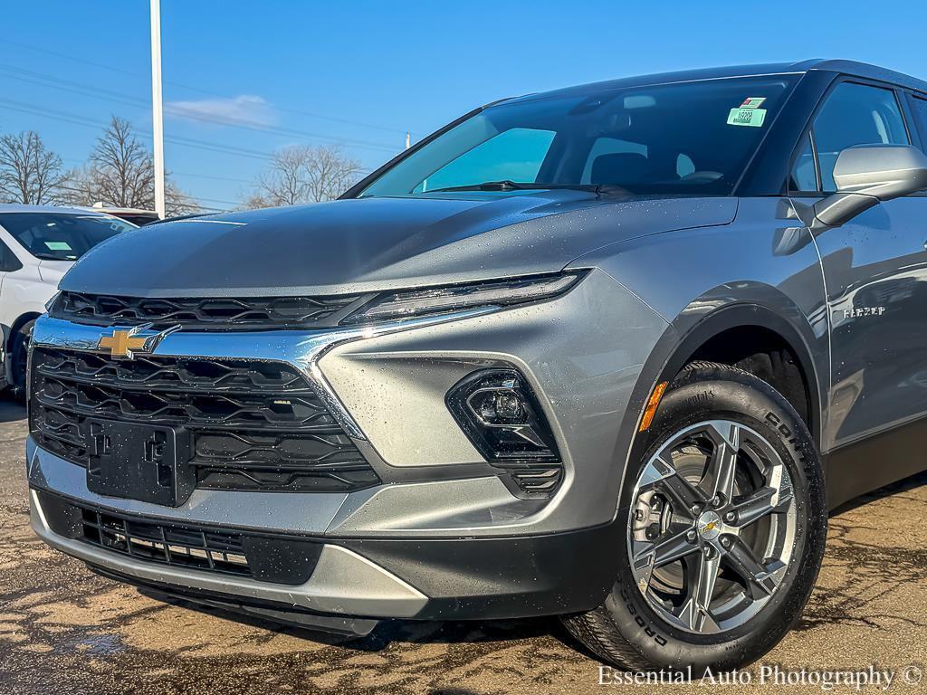 used 2025 Chevrolet Blazer car, priced at $29,995