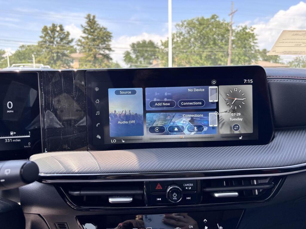 new 2025 Nissan Kicks car, priced at $26,373