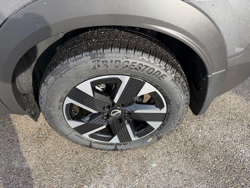 new 2026 Nissan Kicks car, priced at $27,100