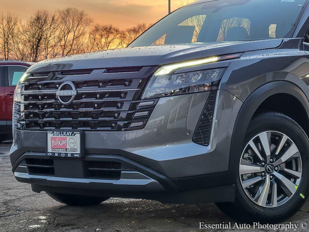 new 2026 Nissan Pathfinder car, priced at $40,995