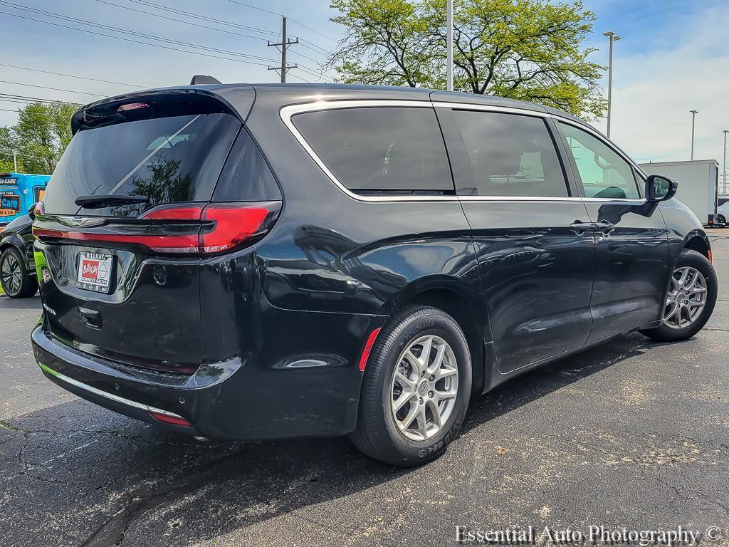 used 2023 Chrysler Pacifica car, priced at $24,976
