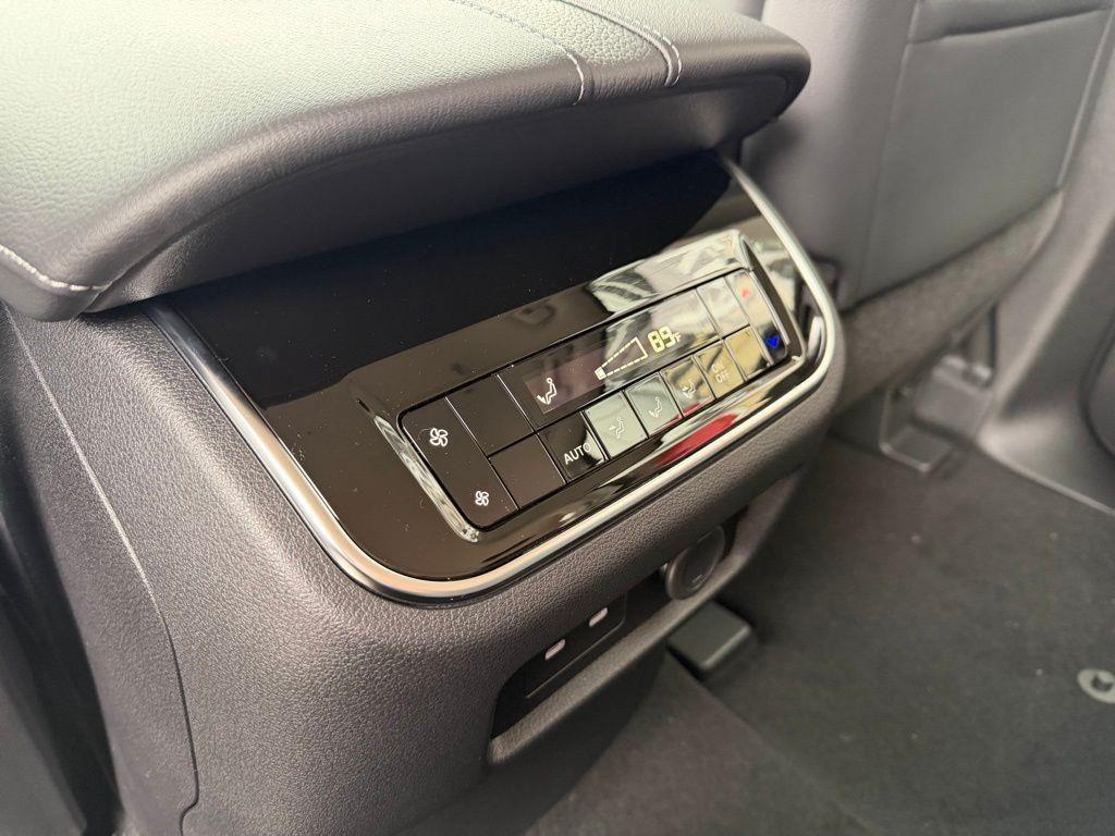 new 2026 Nissan Armada car, priced at $61,210