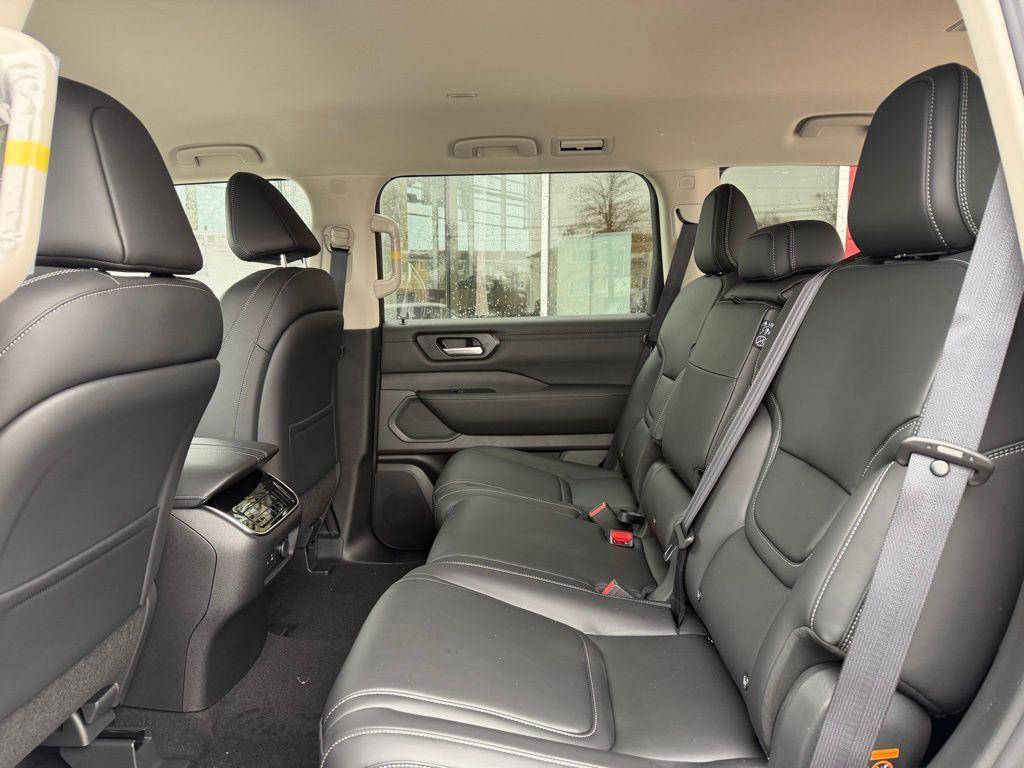 new 2026 Nissan Armada car, priced at $61,210