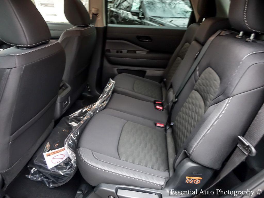 new 2026 Nissan Pathfinder car, priced at $38,203
