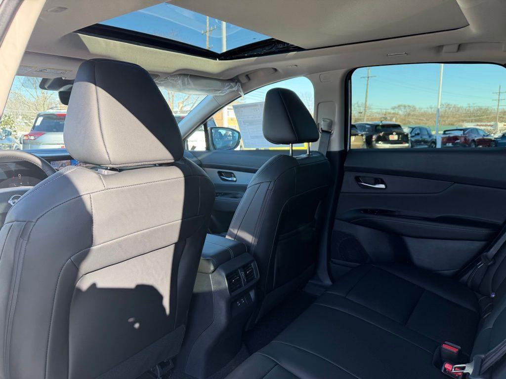 new 2026 Nissan Murano car, priced at $43,665