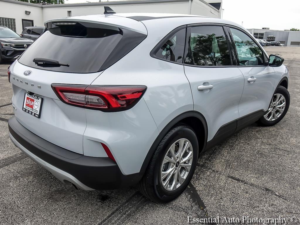 used 2025 Ford Escape car, priced at $21,011