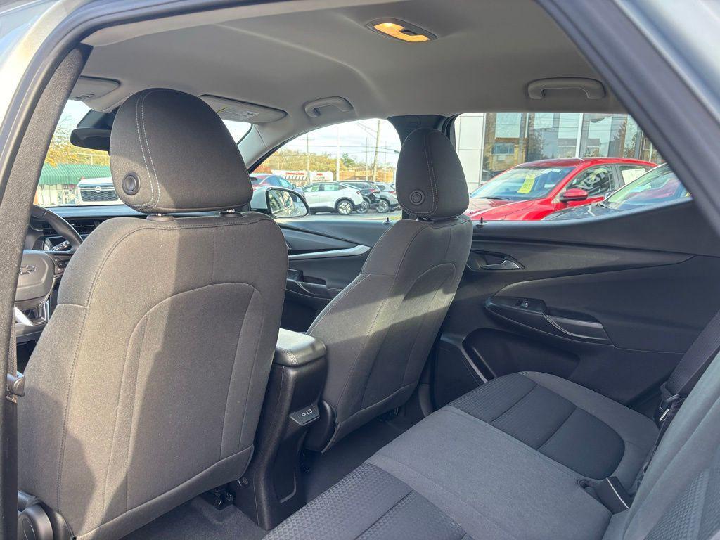 used 2023 Chevrolet Bolt EUV car, priced at $18,440