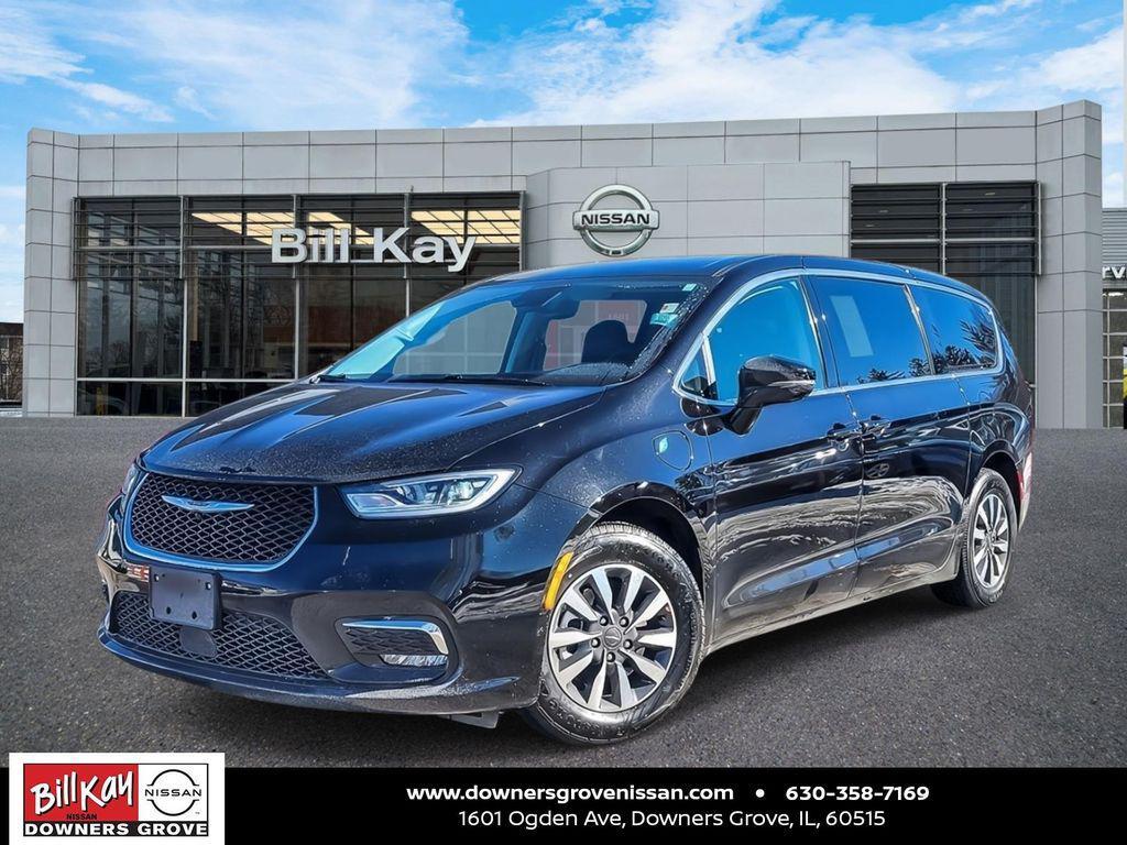 used 2024 Chrysler Pacifica Hybrid car, priced at $26,999