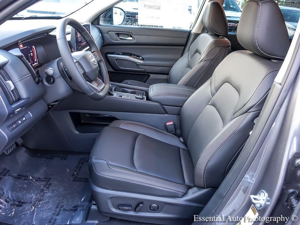 new 2026 Nissan Pathfinder car, priced at $41,376