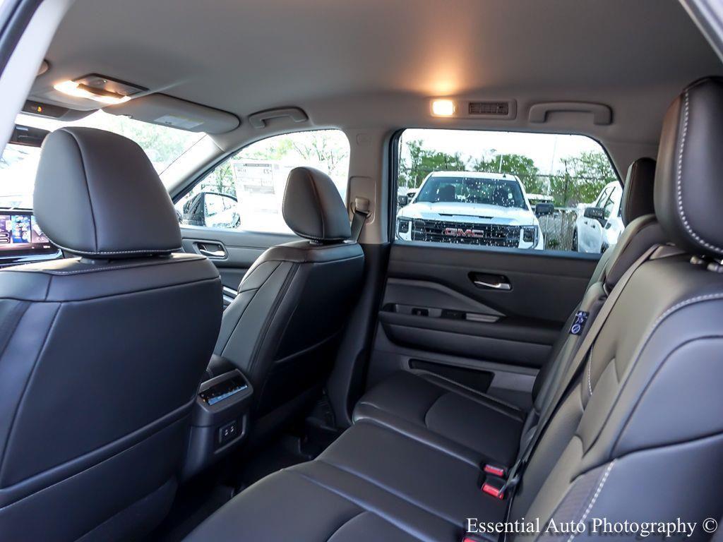 new 2026 Nissan Pathfinder car, priced at $41,376