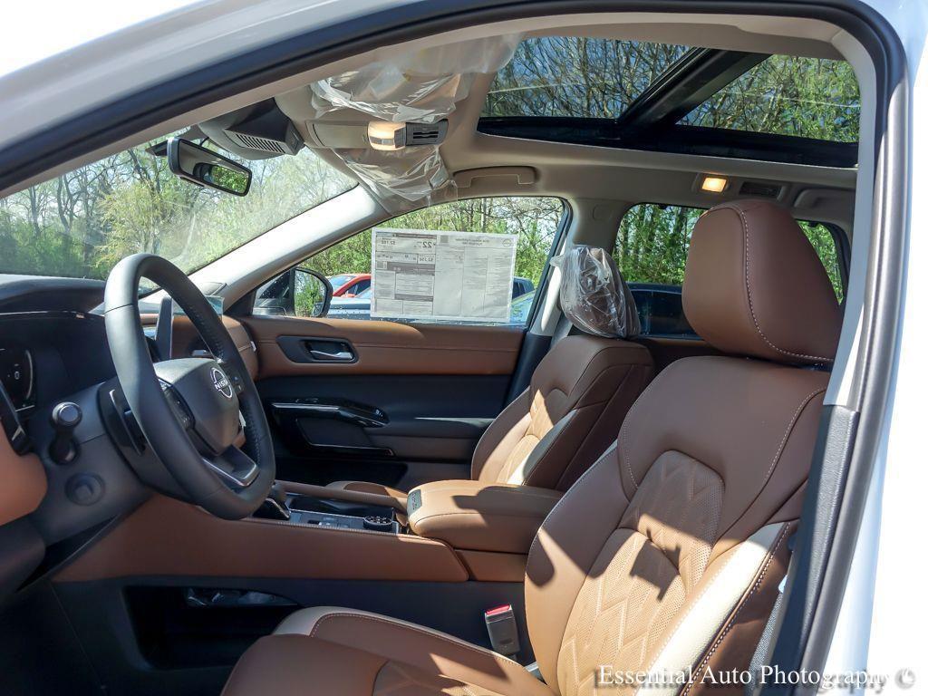 new 2026 Nissan Pathfinder car, priced at $49,192