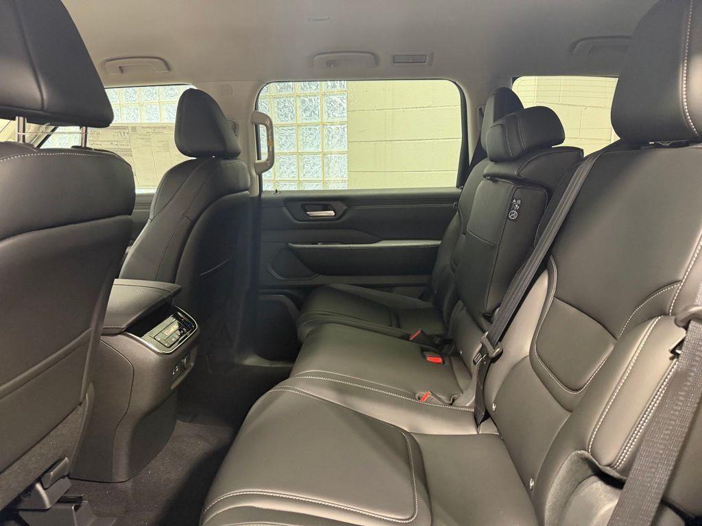 new 2026 Nissan Armada car, priced at $61,210