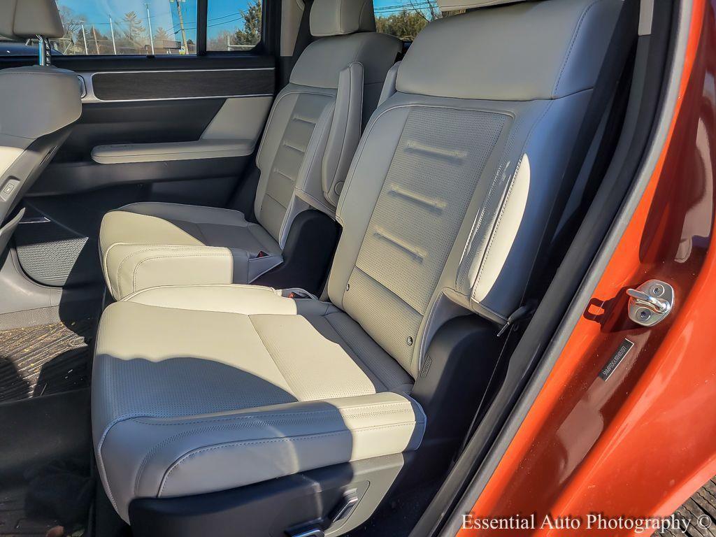 used 2024 Hyundai Santa Fe car, priced at $34,870