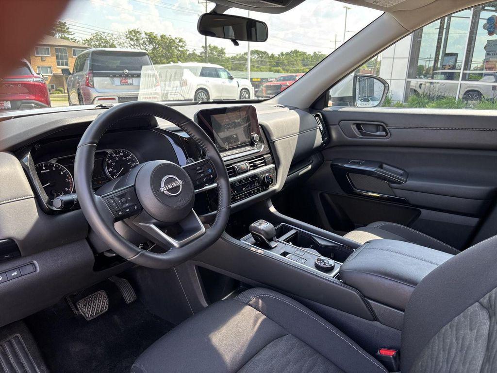 used 2025 Nissan Pathfinder car, priced at $30,997