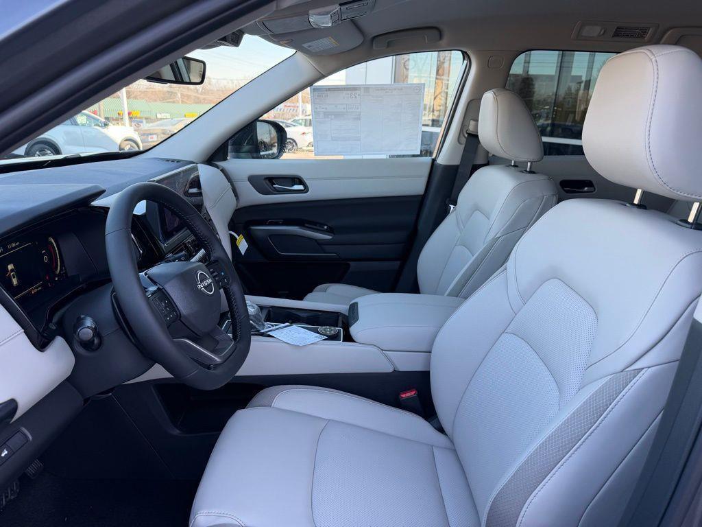 new 2026 Nissan Pathfinder car, priced at $41,451