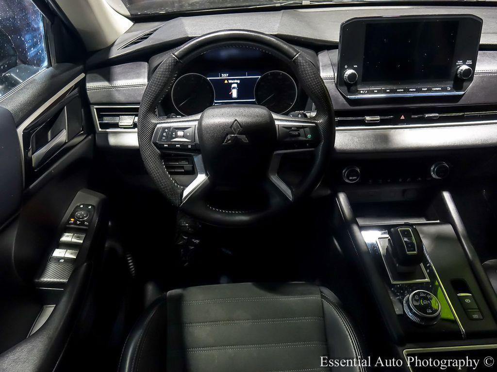used 2024 Mitsubishi Outlander car, priced at $22,036